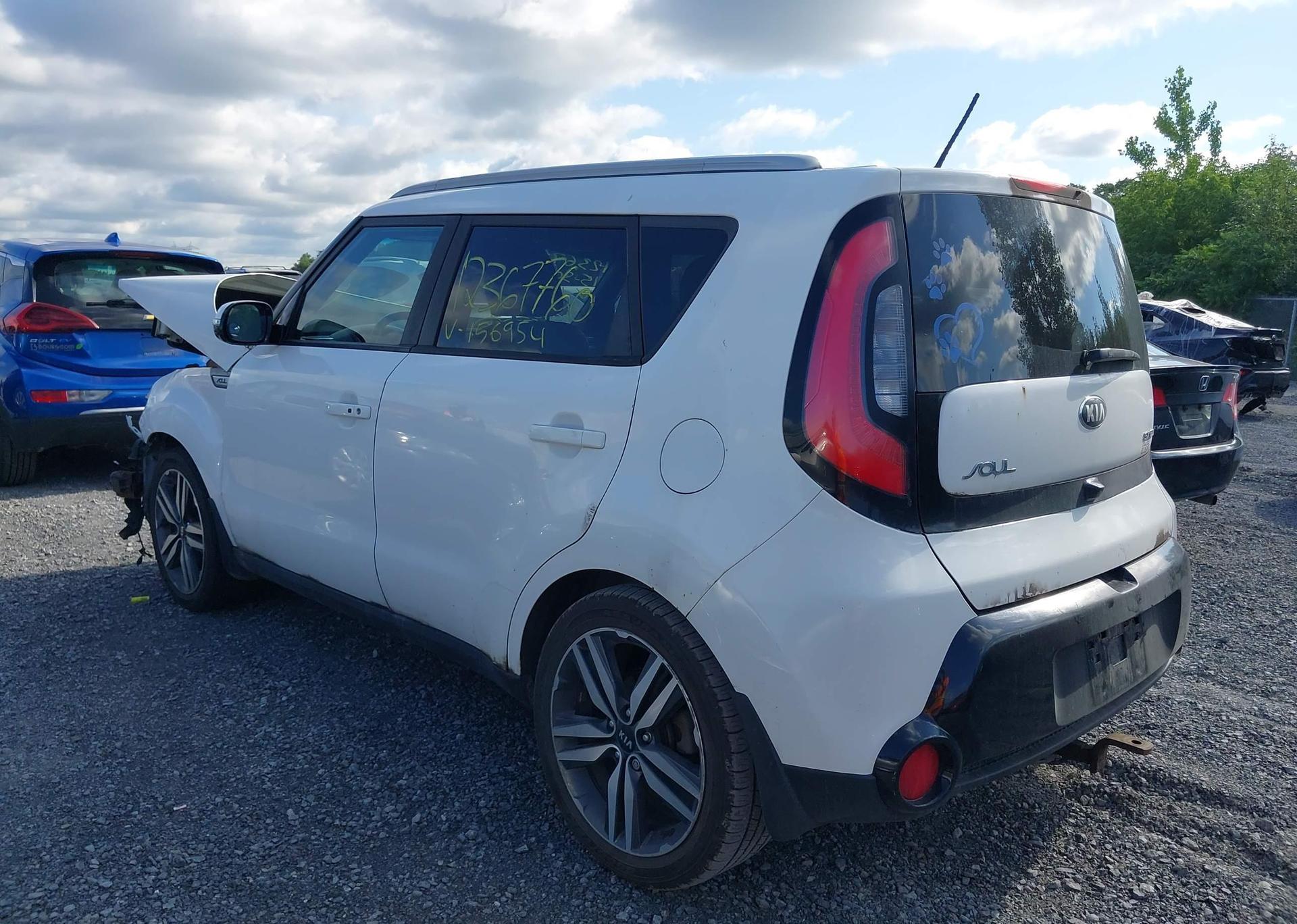 2015 KIA SOUL