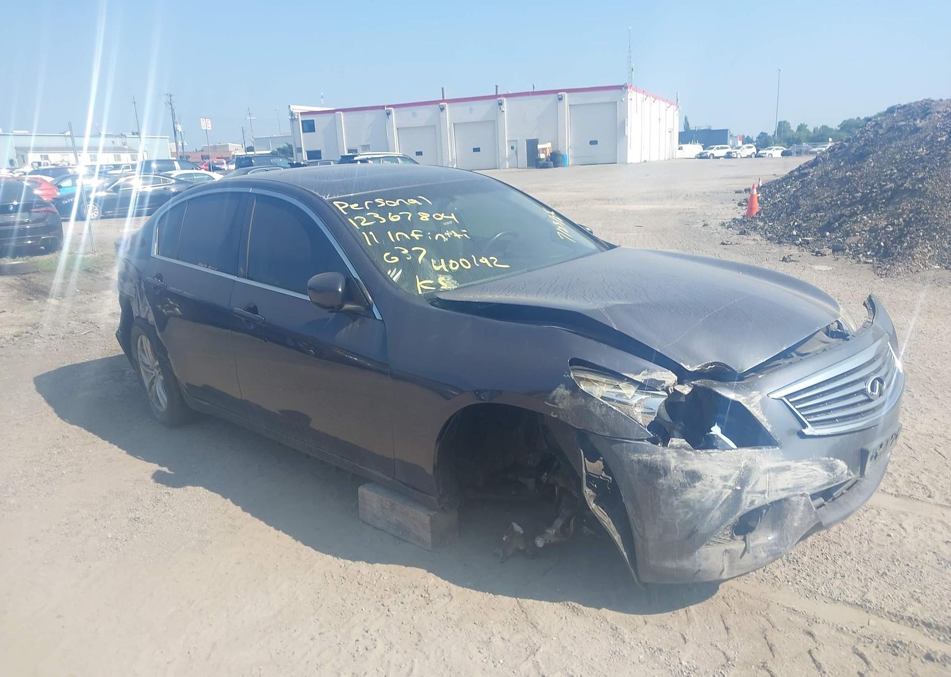 2011 INFINITI G37