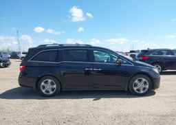 2011 HONDA ODYSSEY TOURING