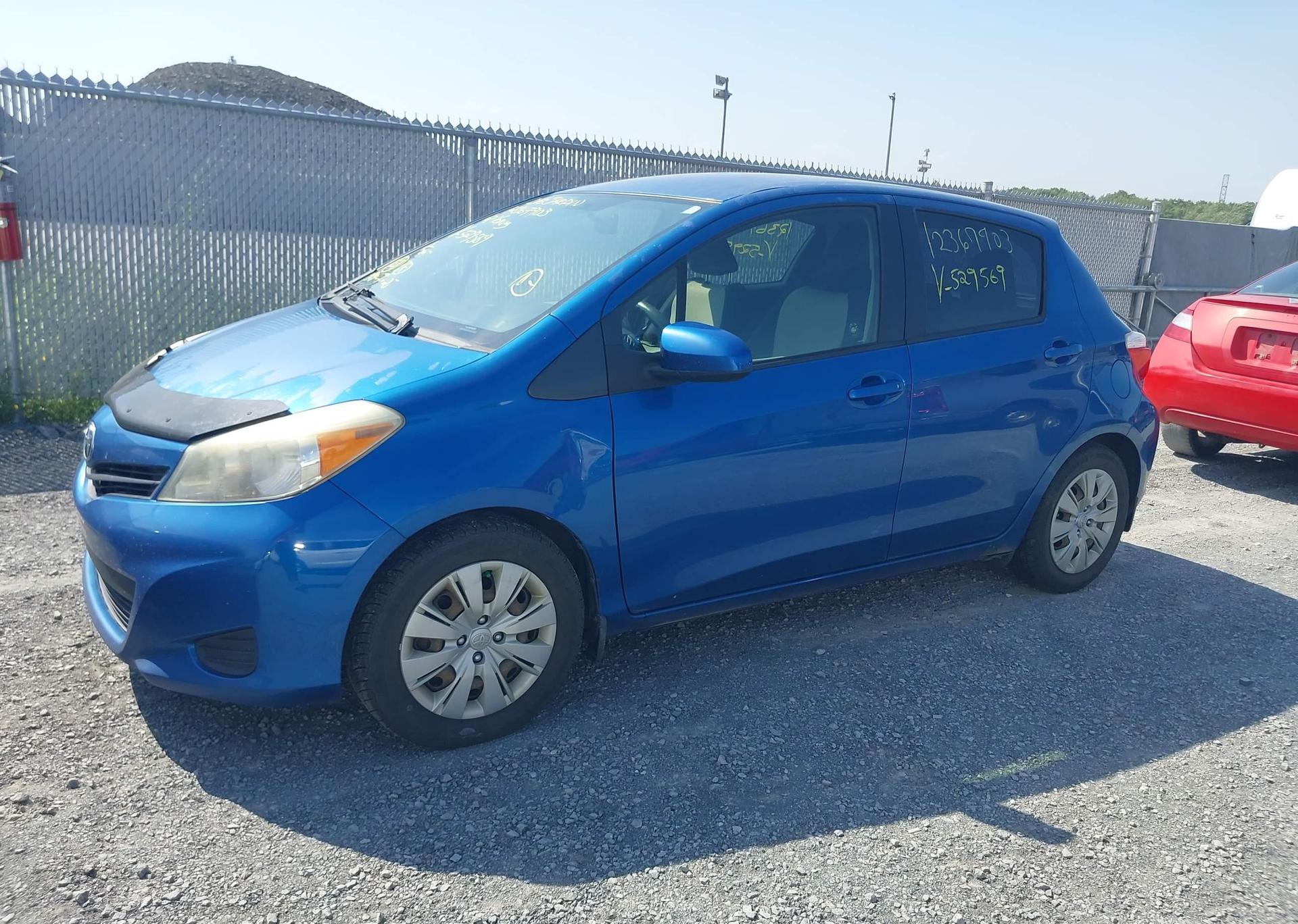 2012 TOYOTA YARIS