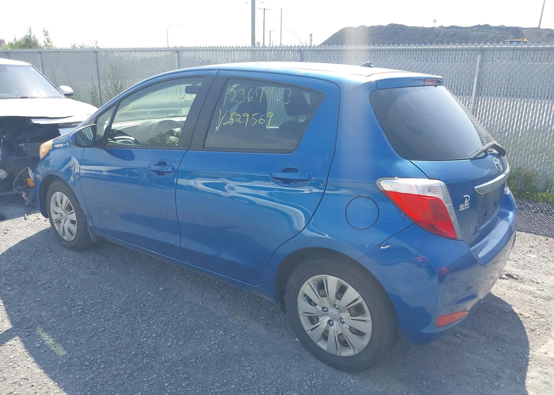 2012 TOYOTA YARIS