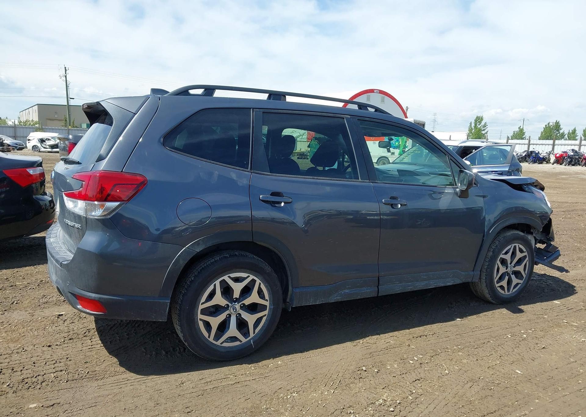 2023 SUBARU FORESTER PREMIUM