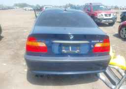 2004 BMW 325XI