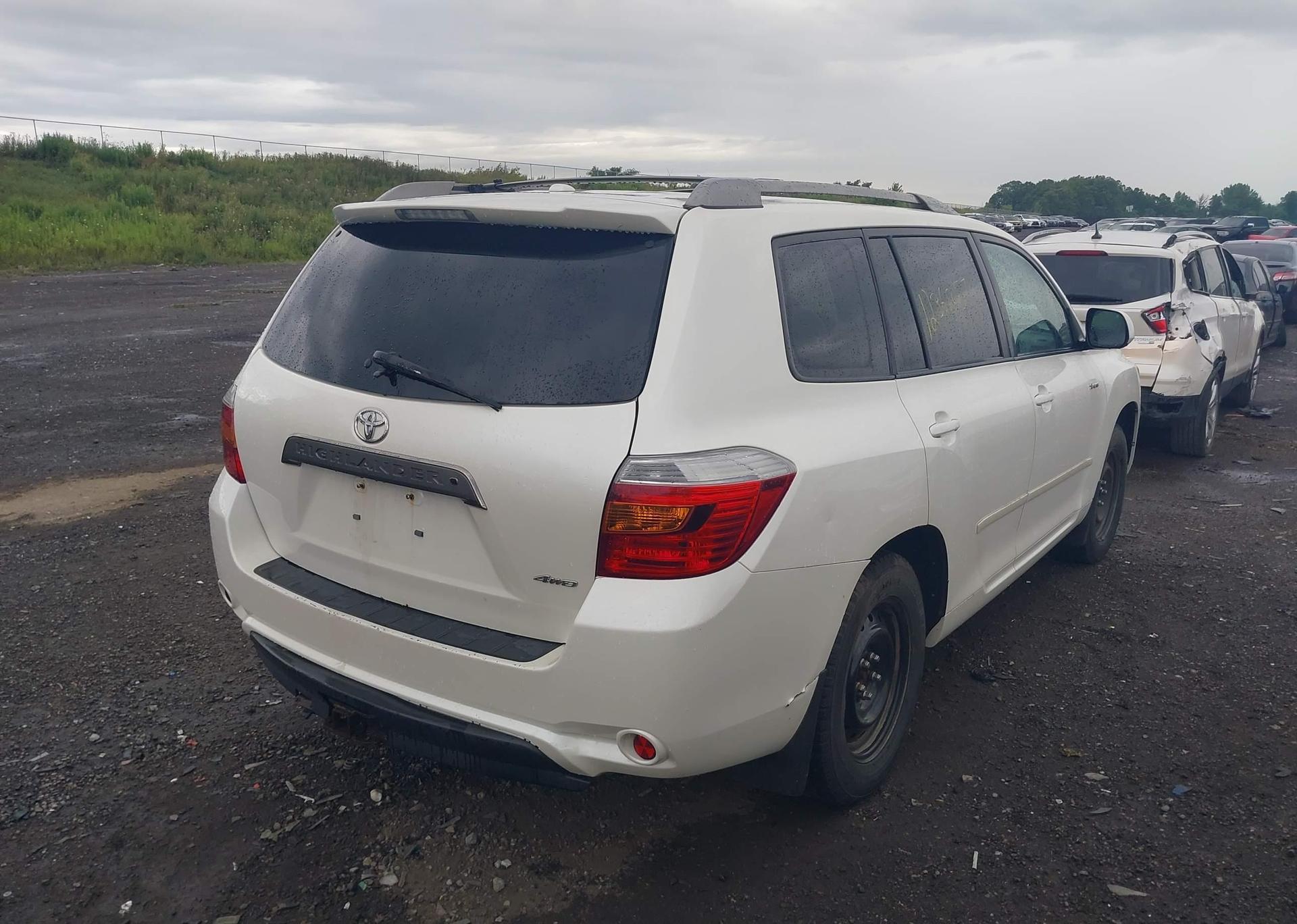 2010 TOYOTA HIGHLANDER