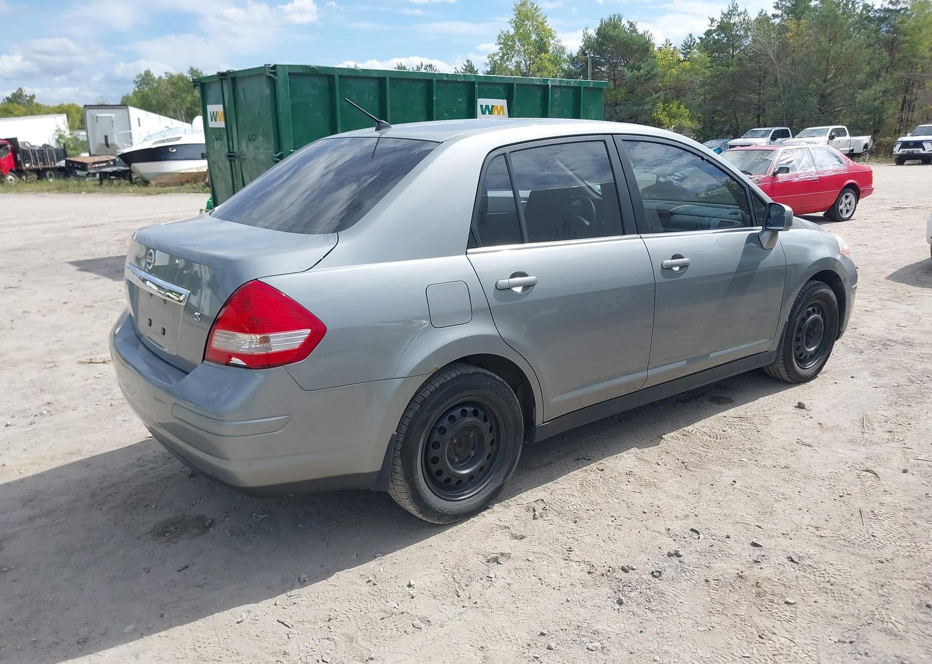 2007 NISSAN VERSA S