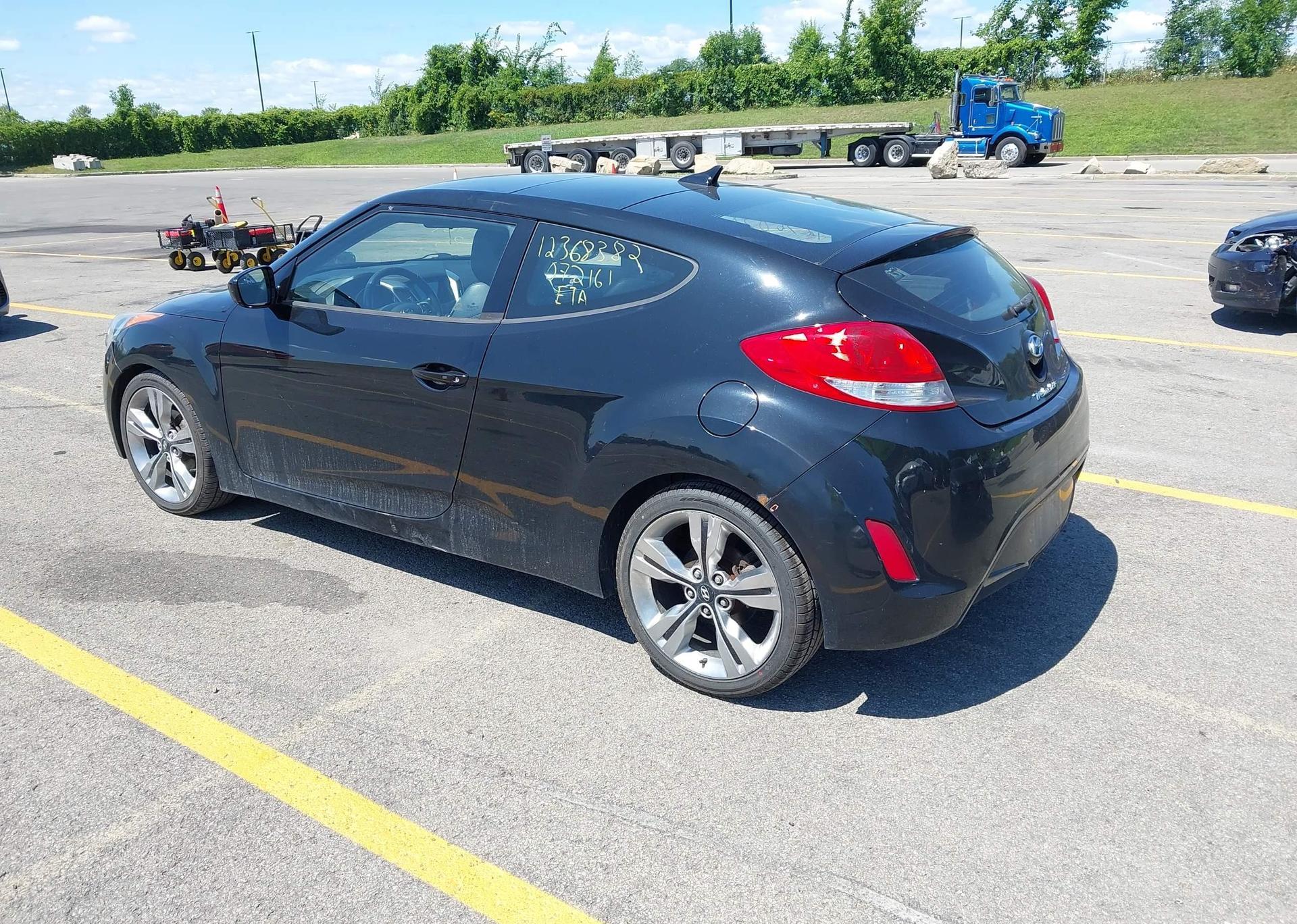 2012 HYUNDAI VELOSTER TECH