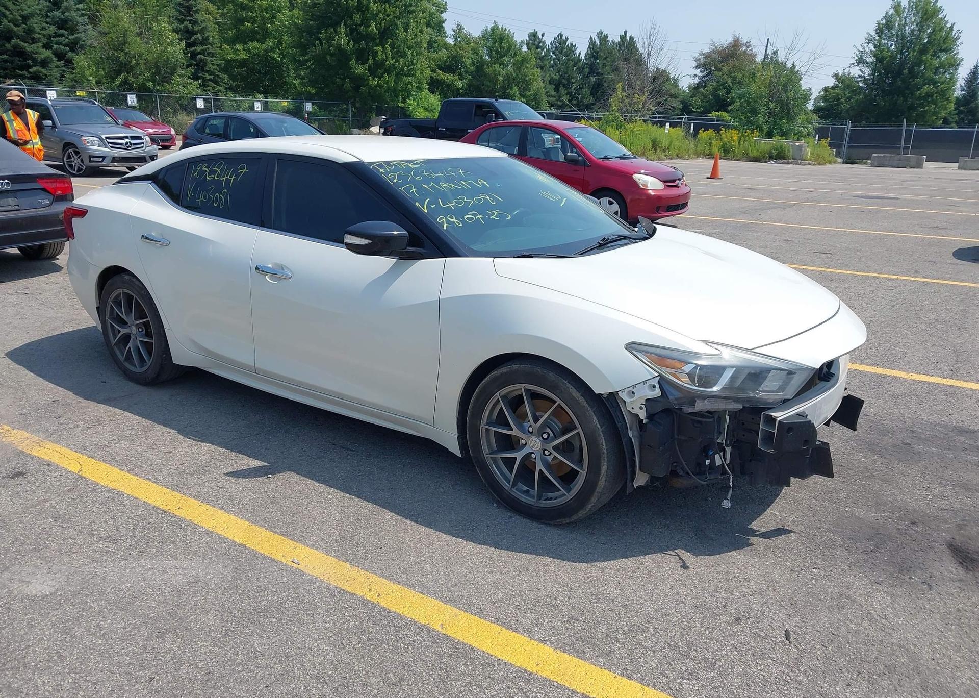 2017 NISSAN MAXIMA