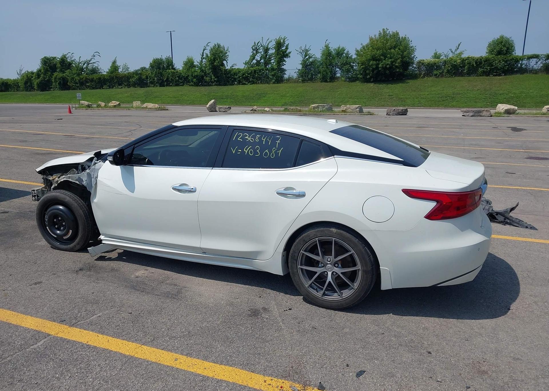 2017 NISSAN MAXIMA