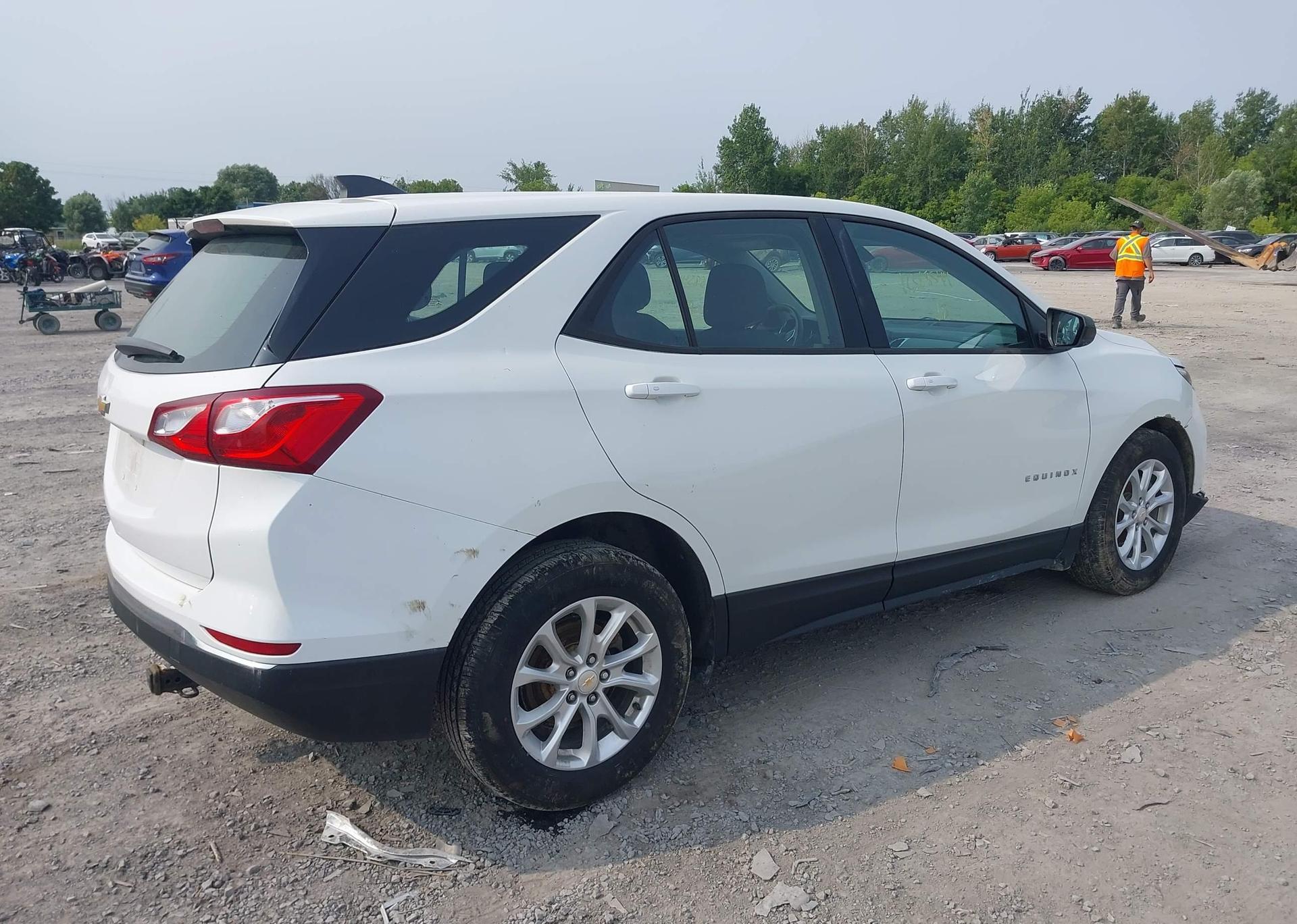 2018 CHEVROLET EQUINOX LS