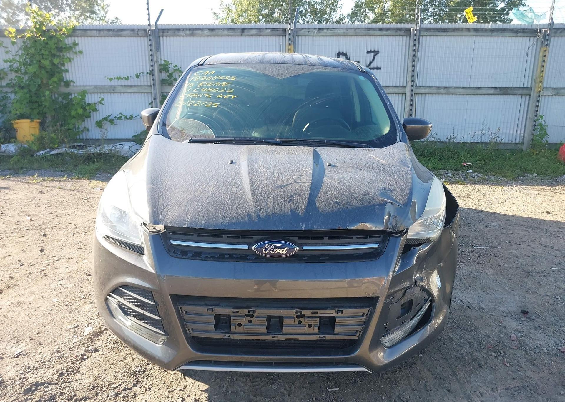 2015 FORD ESCAPE SE