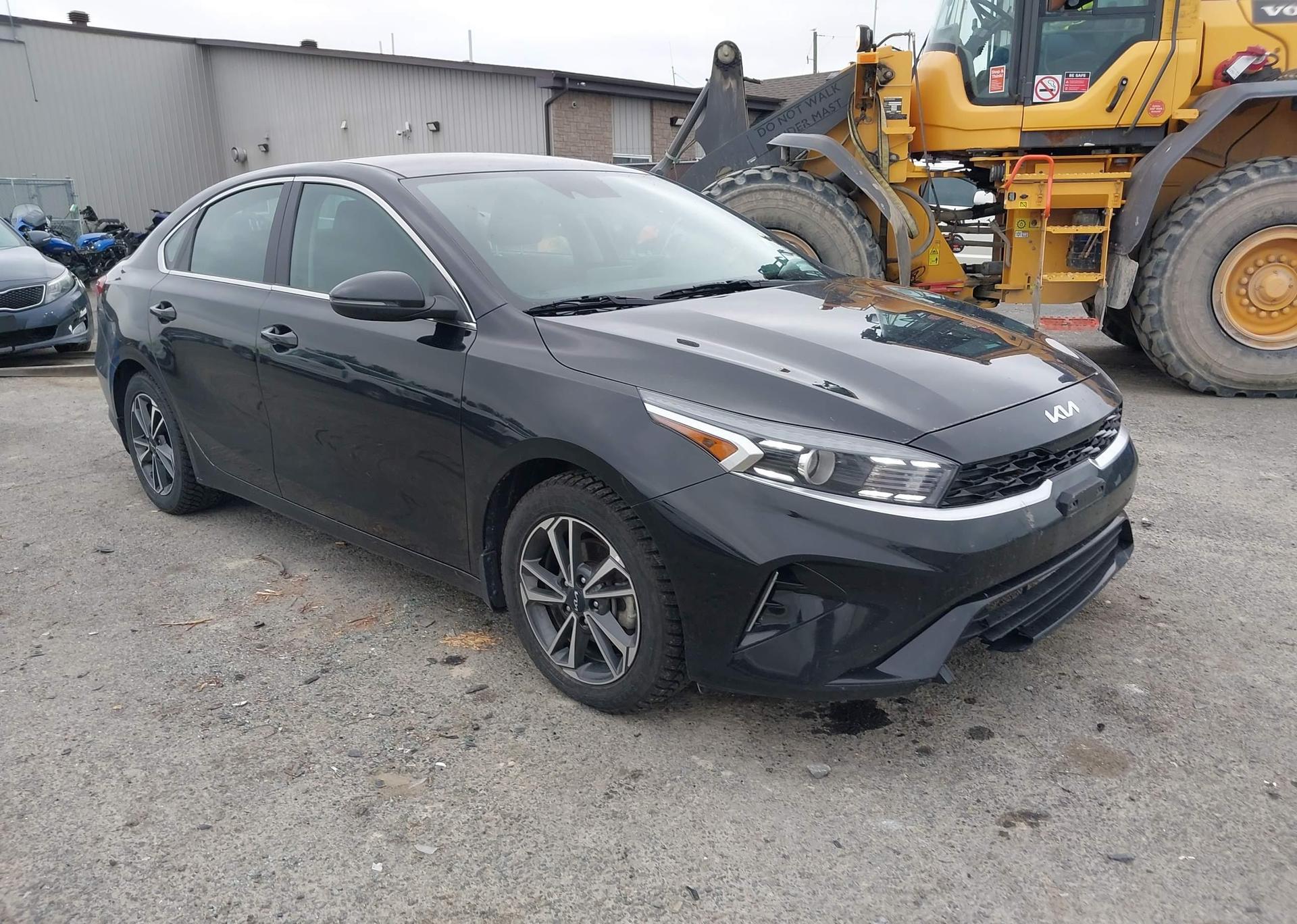 2023 KIA FORTE EX