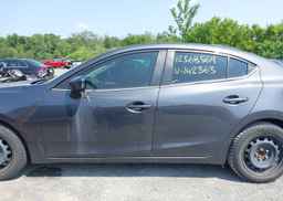2015 MAZDA MAZDA3 GS