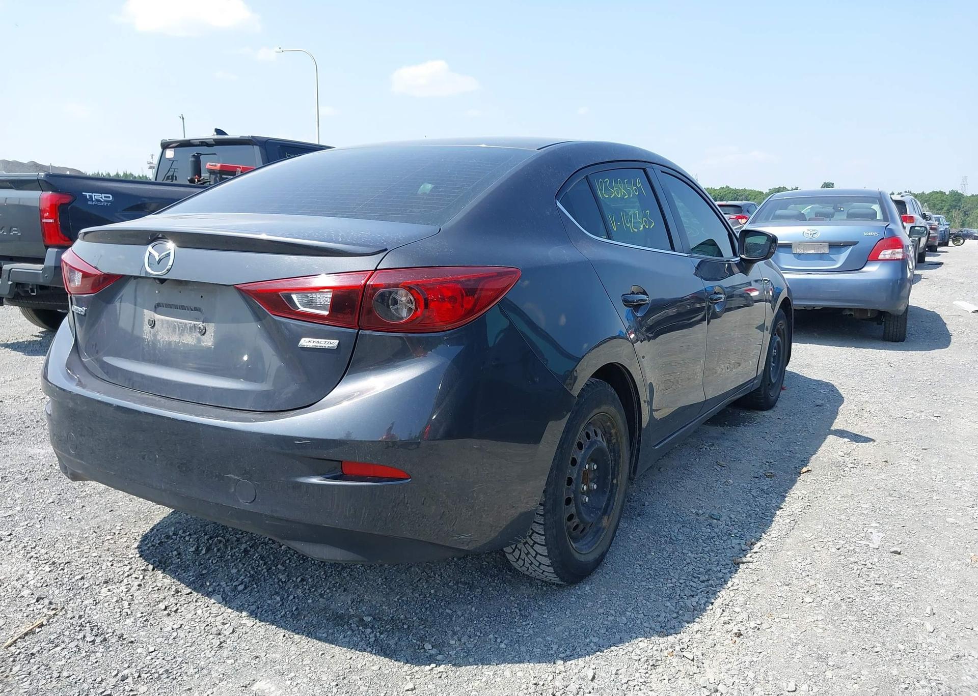 2015 MAZDA MAZDA3 GS