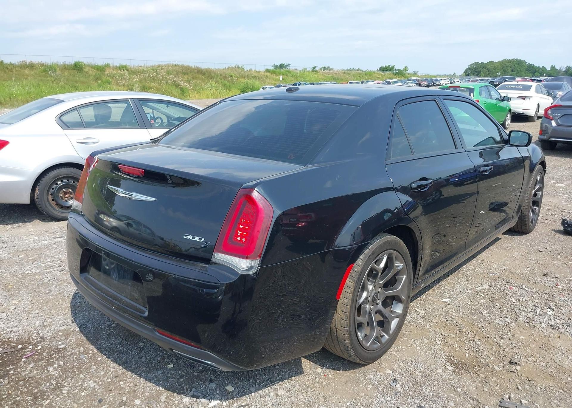 2016 CHRYSLER 300 S