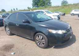 2013 KIA FORTE EX