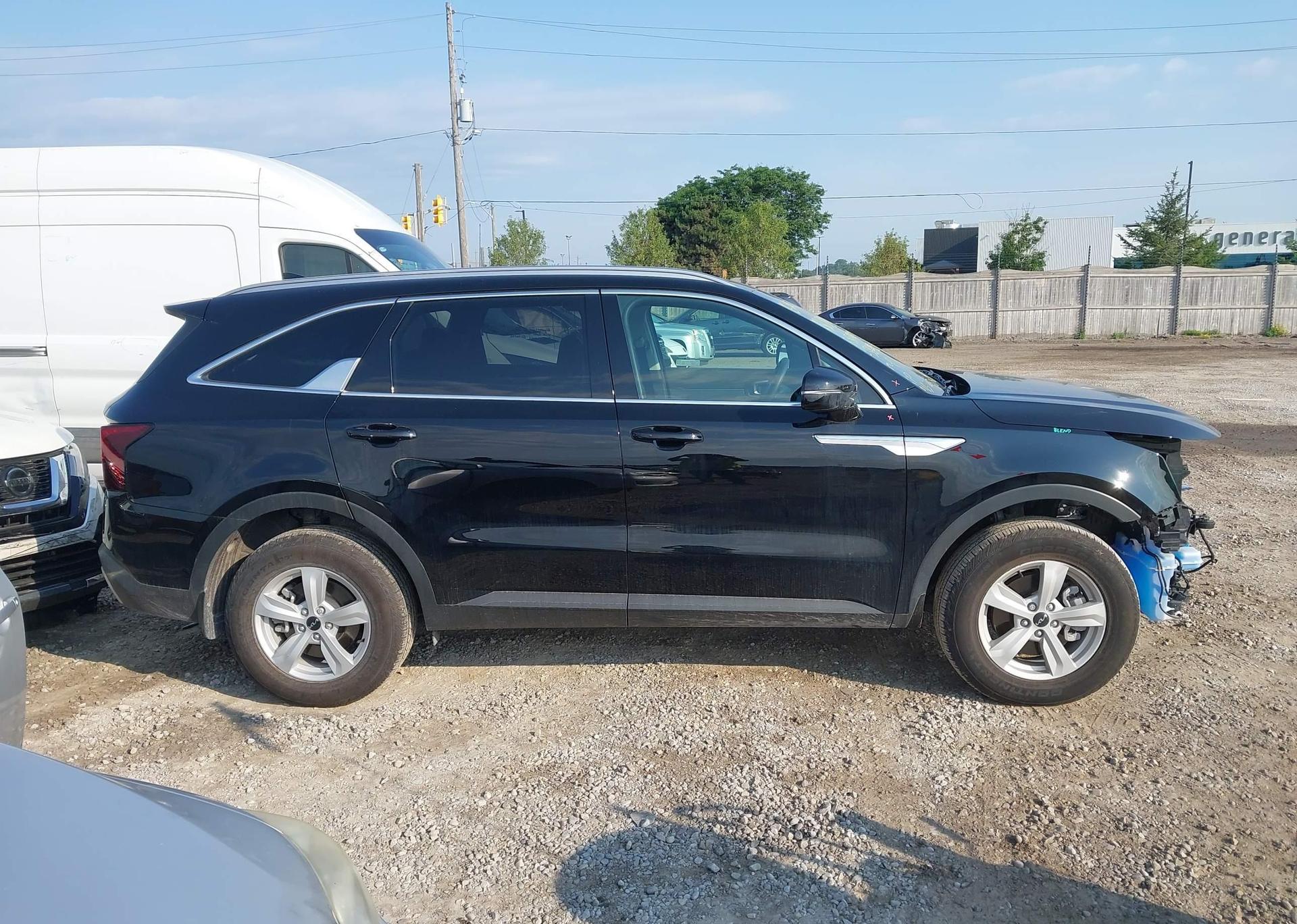 2025 KIA SORENTO 2.5L LX