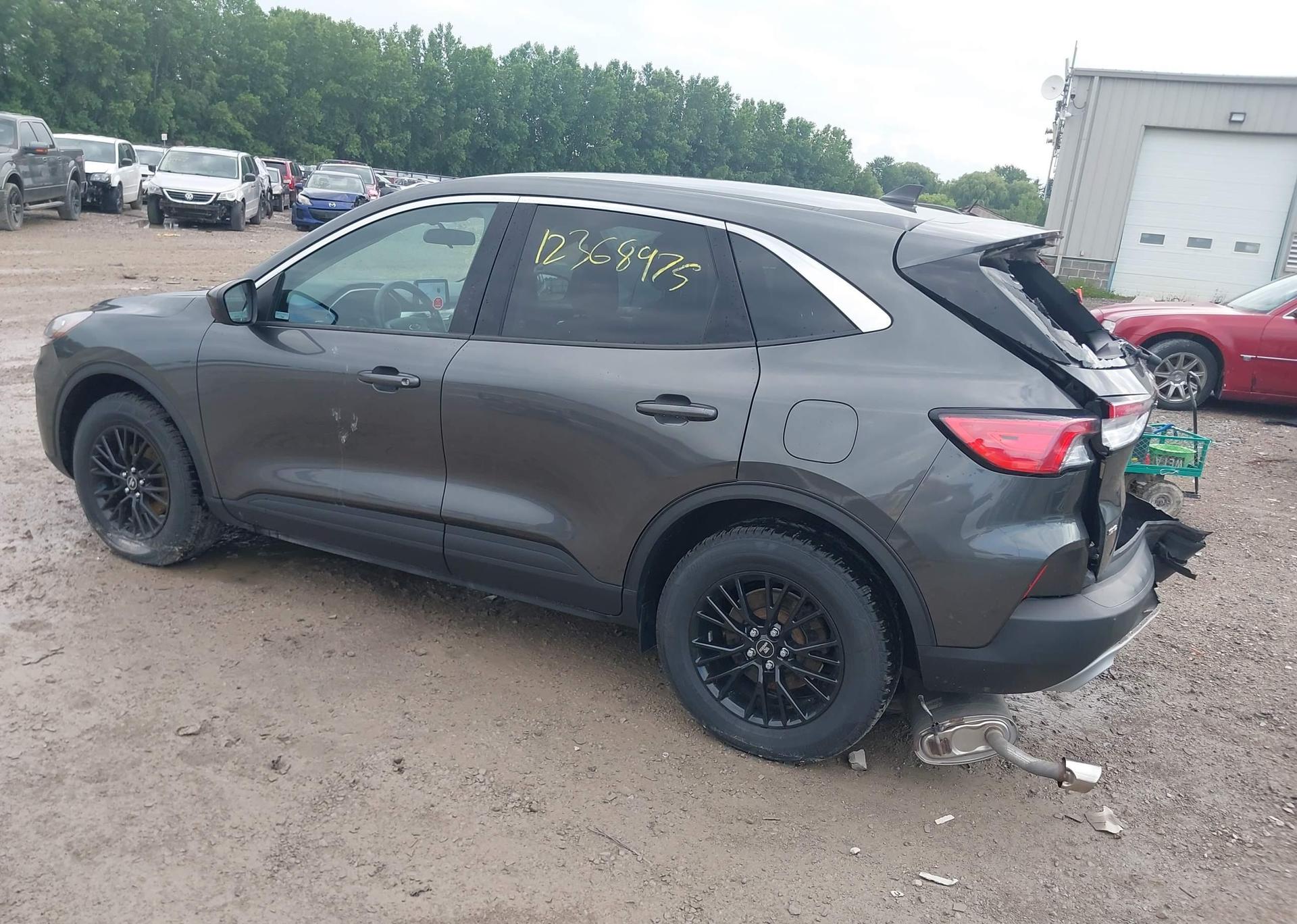 2020 FORD ESCAPE SE