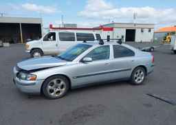 2004 VOLVO S60