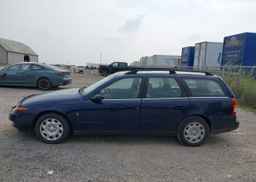 2001 SATURN LW200 SPORT