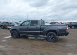 2015 TOYOTA TACOMA V6