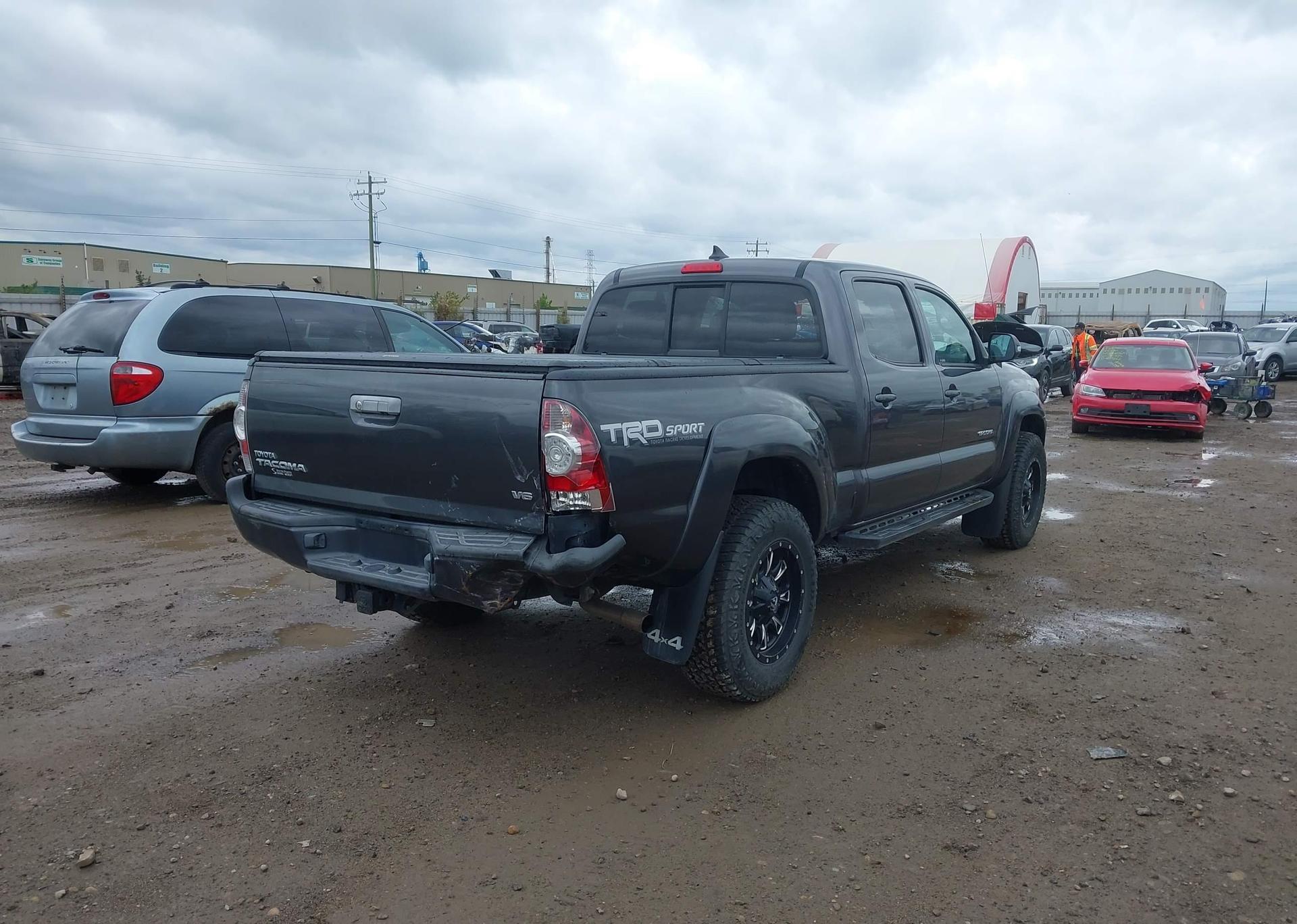2015 TOYOTA TACOMA V6