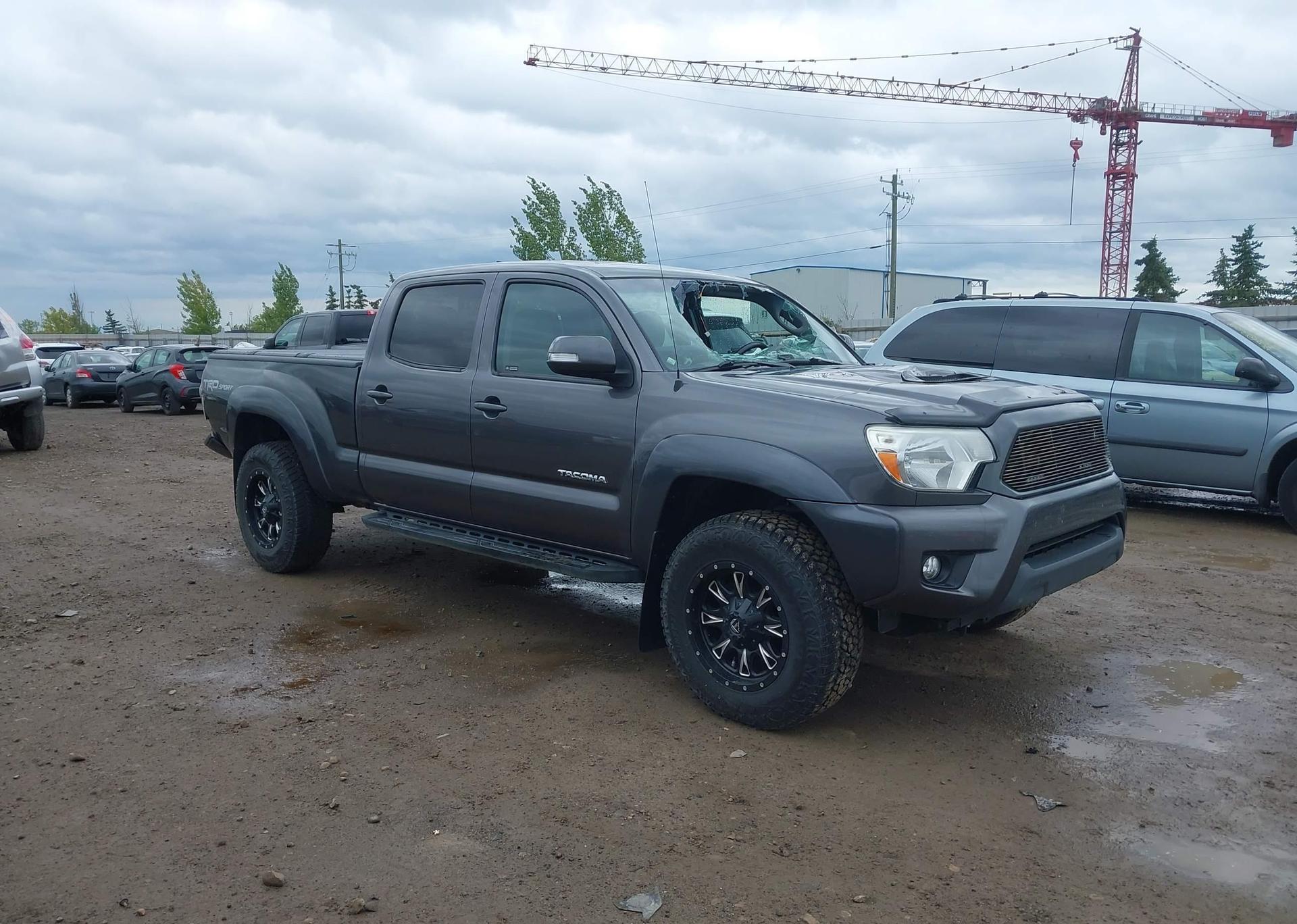 2015 TOYOTA TACOMA V6