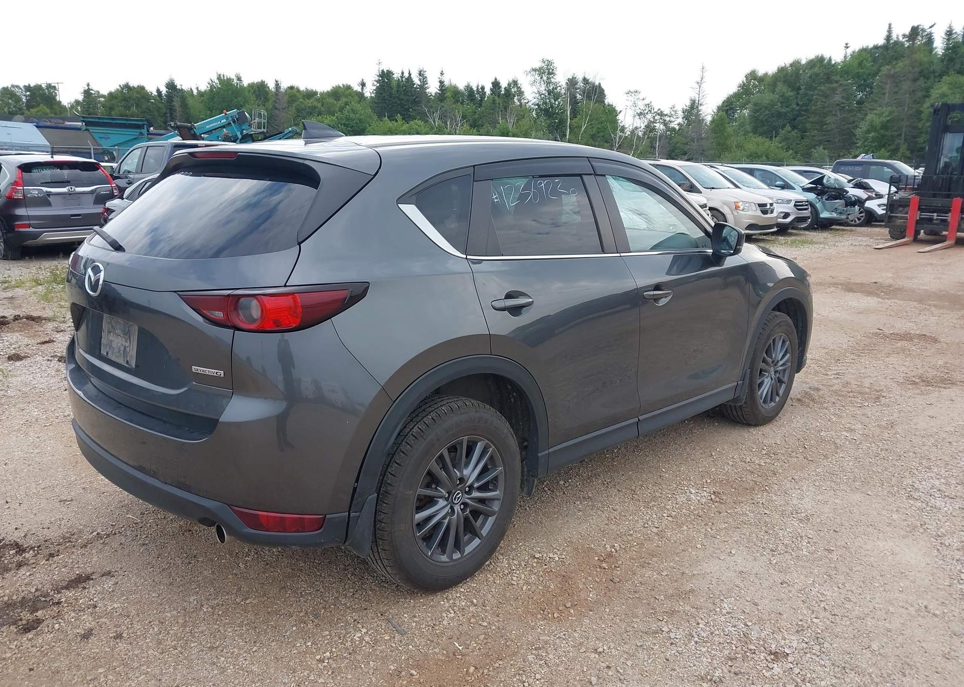 2021 MAZDA CX-5 GS