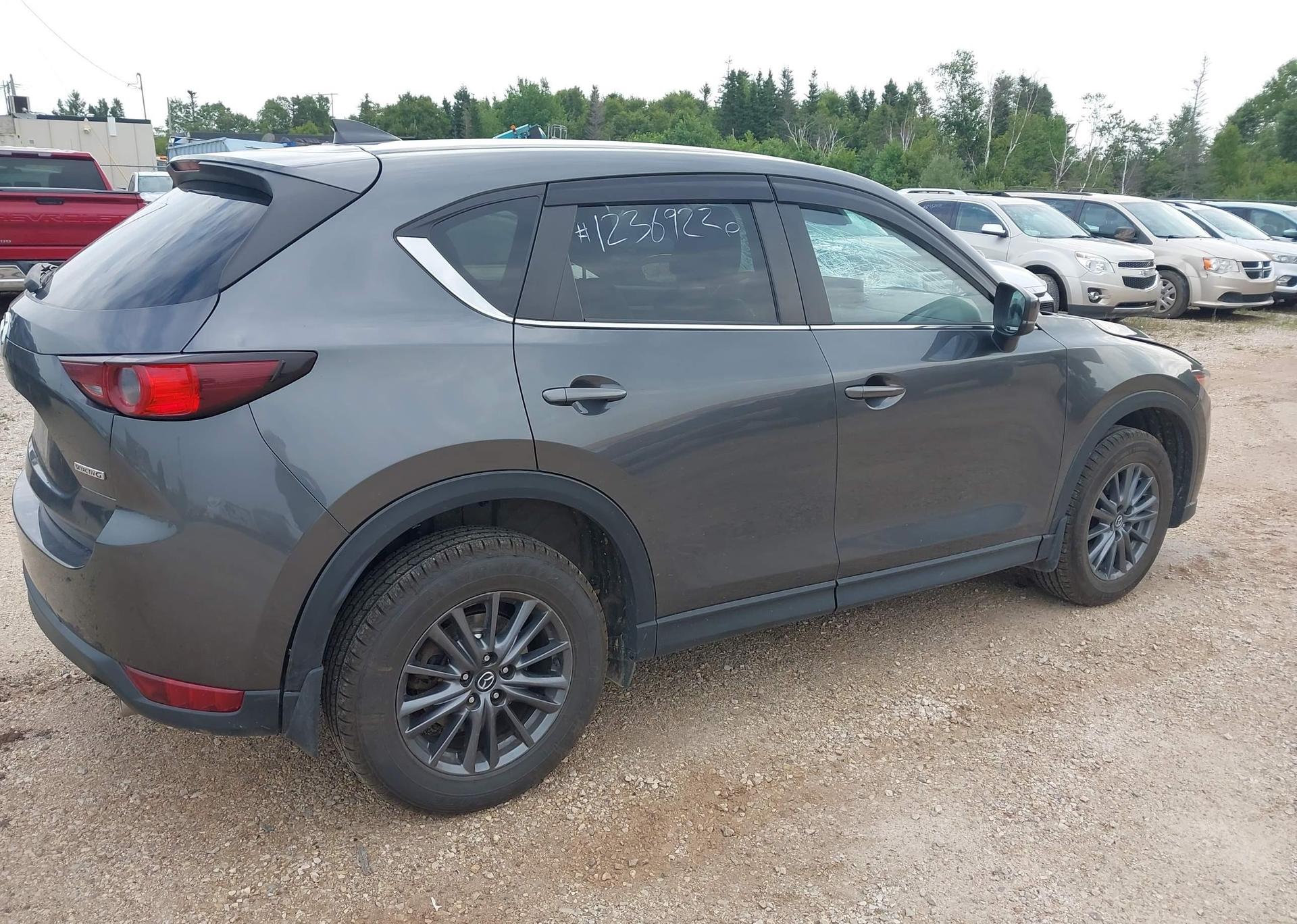 2021 MAZDA CX-5 GS