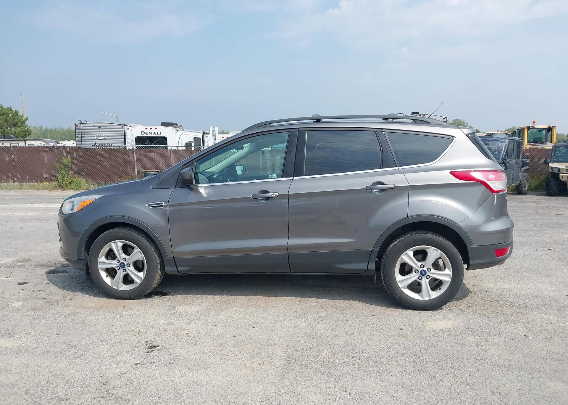 2013 FORD ESCAPE SE