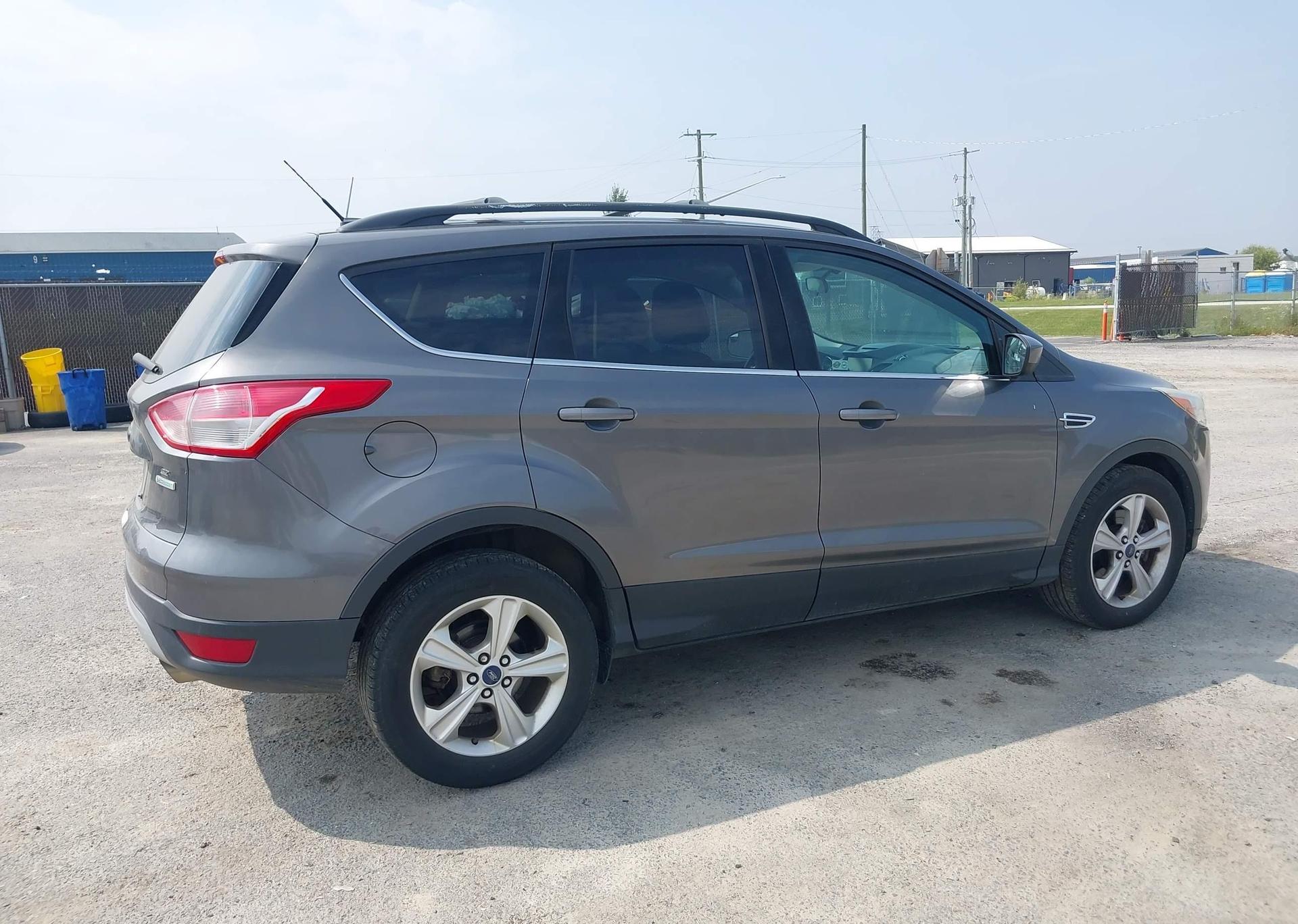 2013 FORD ESCAPE SE