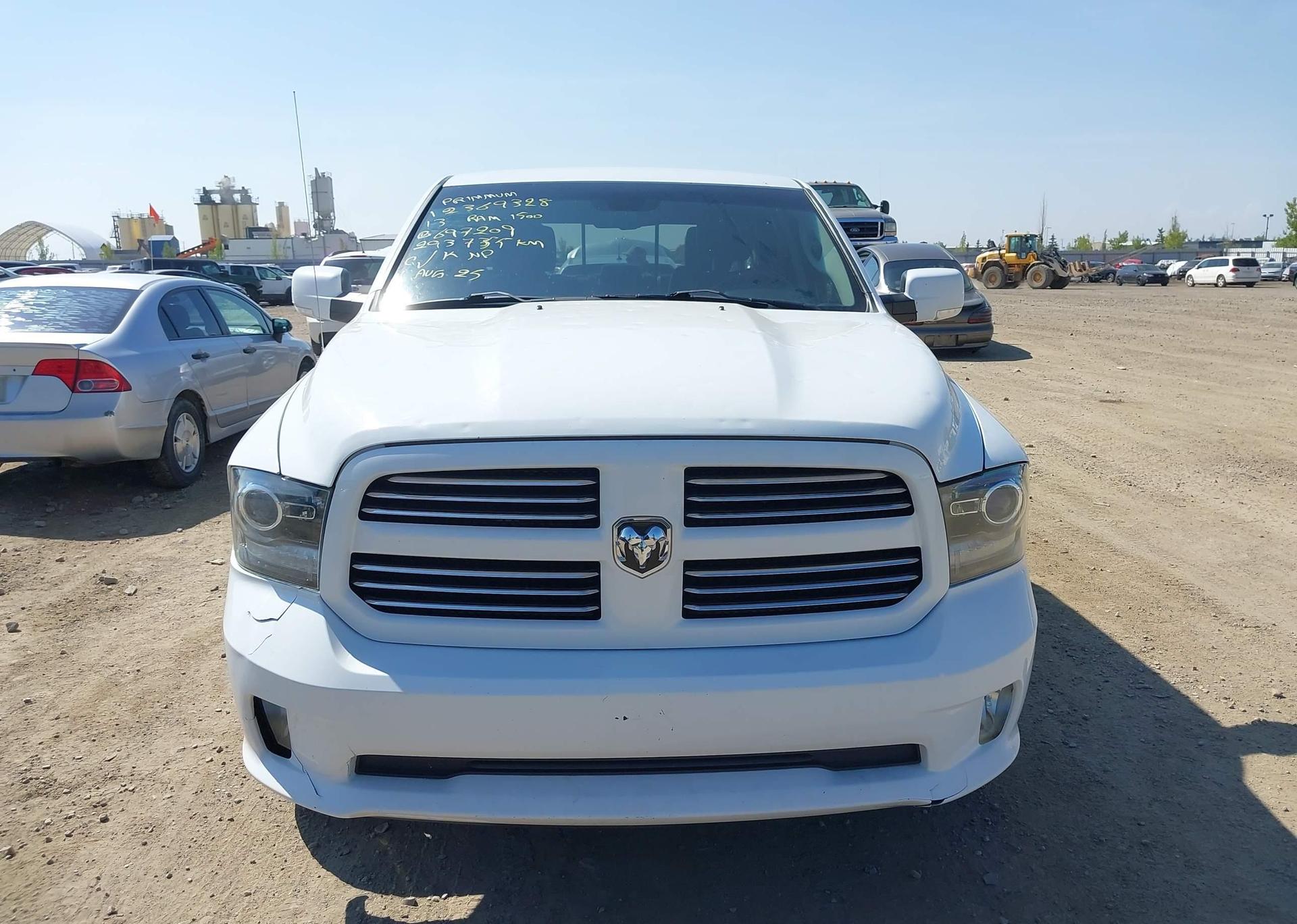 2013 RAM 1500 SPORT