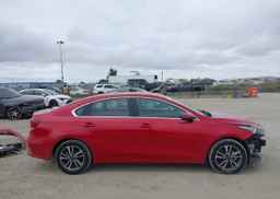 2022 KIA FORTE GT LINE