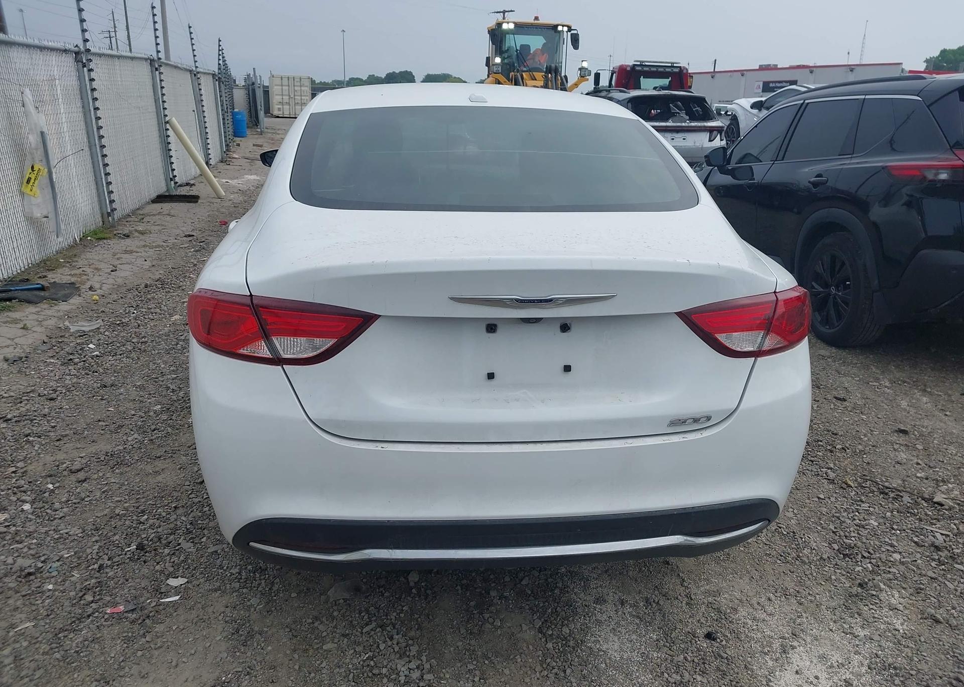 2015 CHRYSLER 200 LIMITED