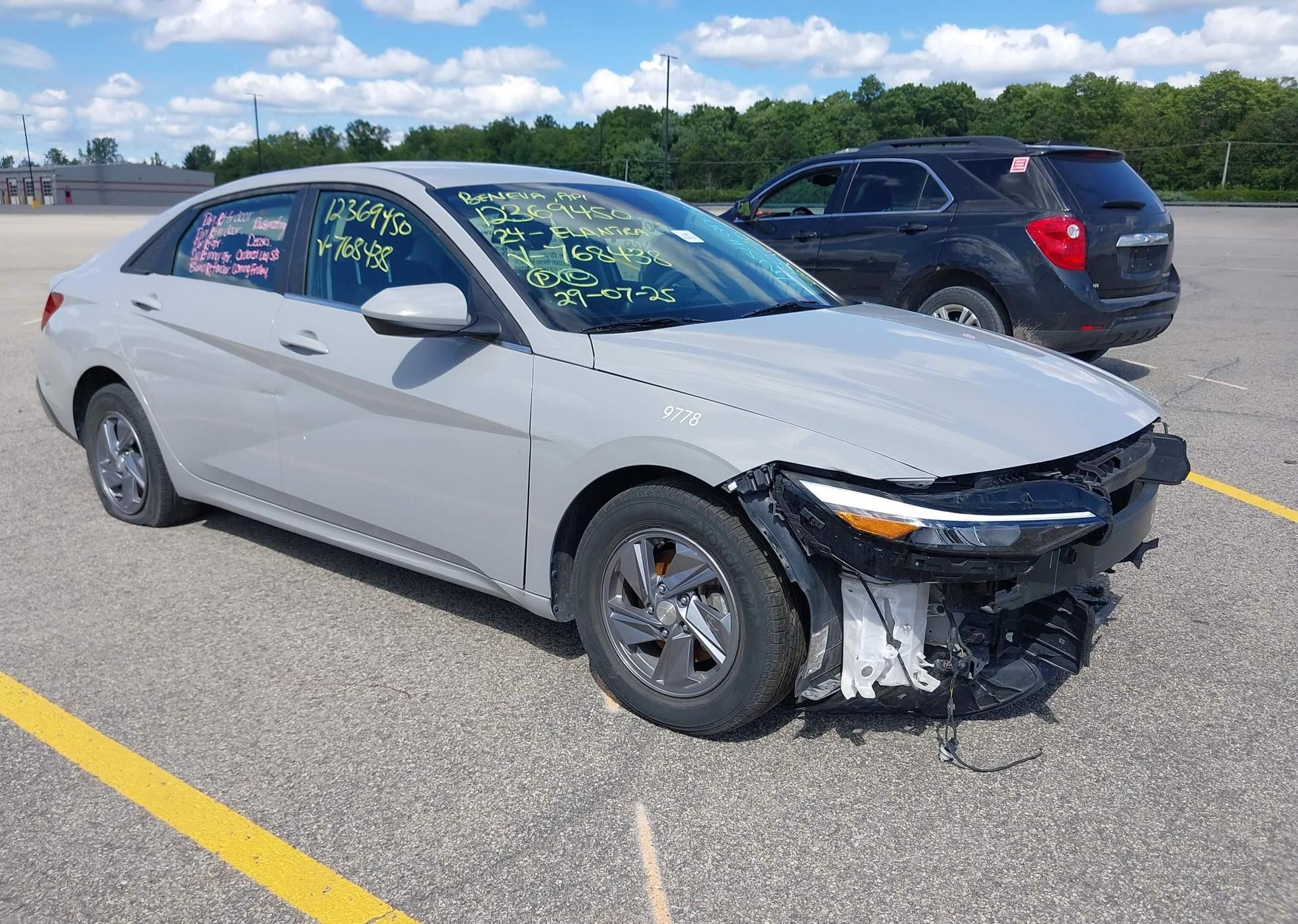 2024 HYUNDAI ELANTRA ESSENTIAL