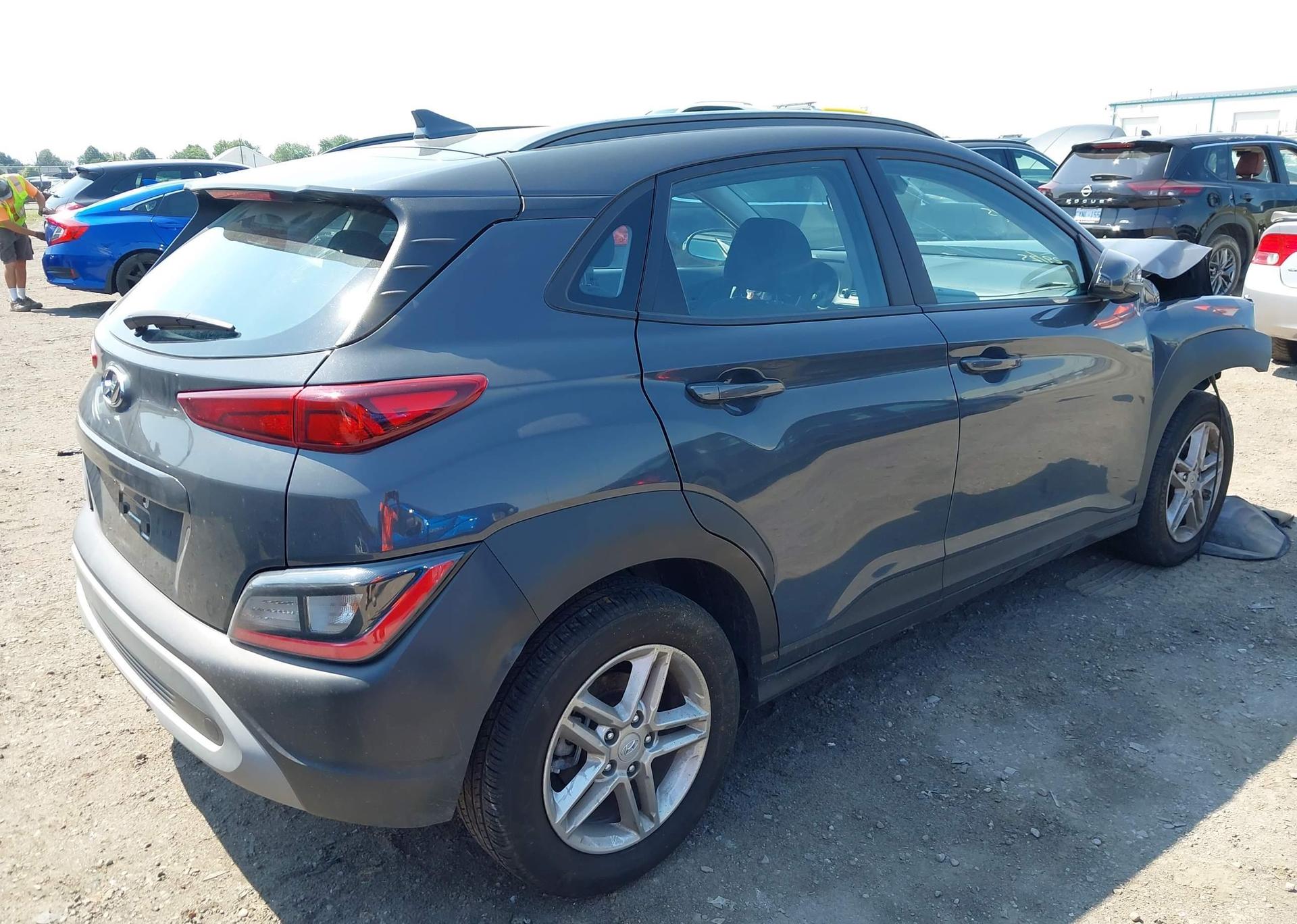 2023 HYUNDAI KONA ESSENTIAL