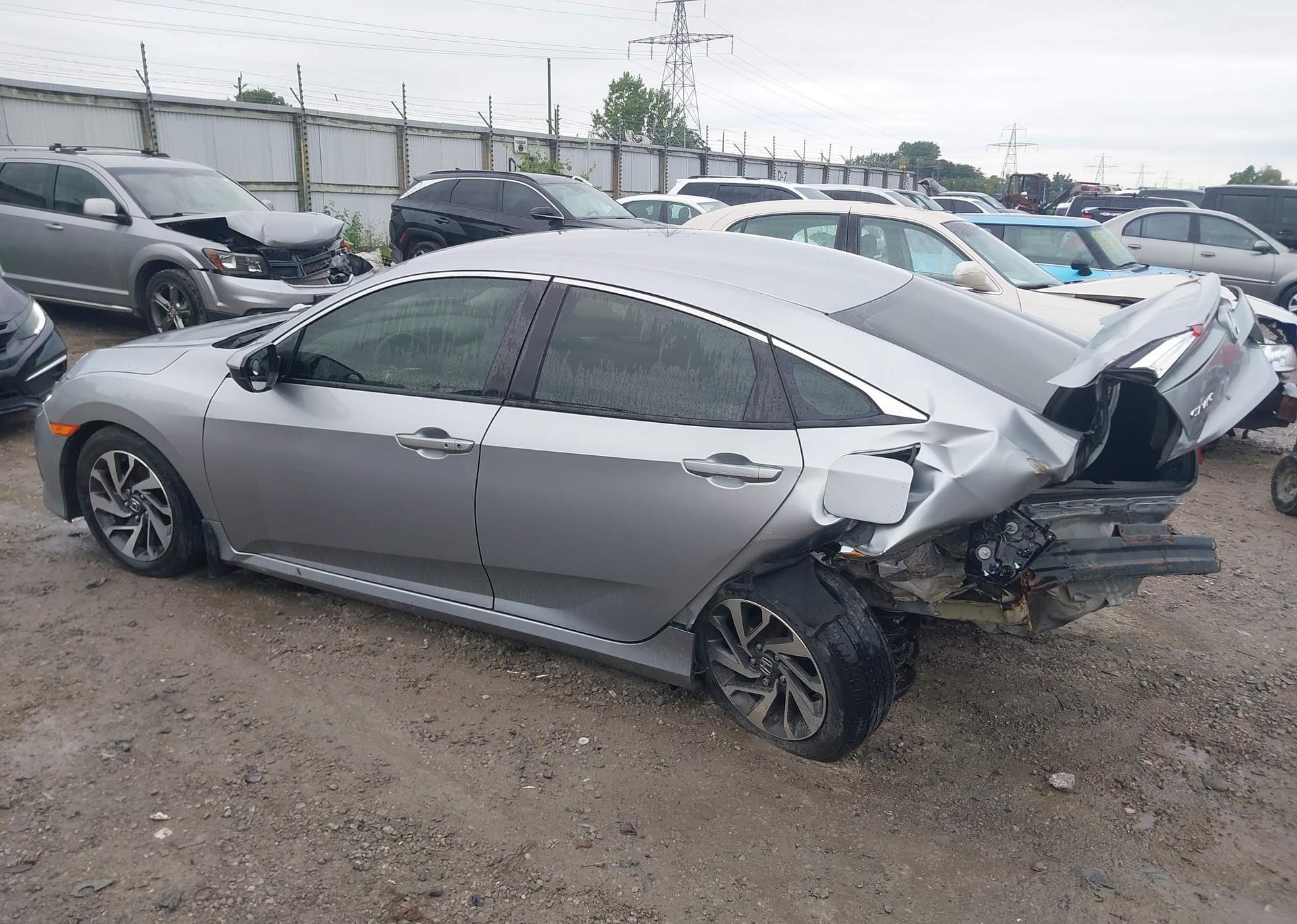 2018 HONDA CIVIC SE