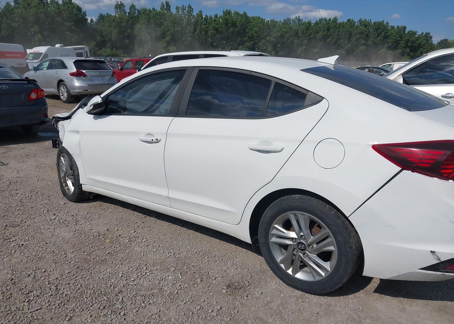 2019 HYUNDAI ELANTRA PREFERRED
