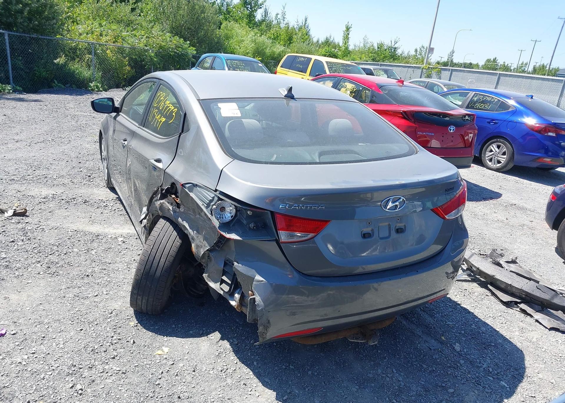 2012 HYUNDAI ELANTRA