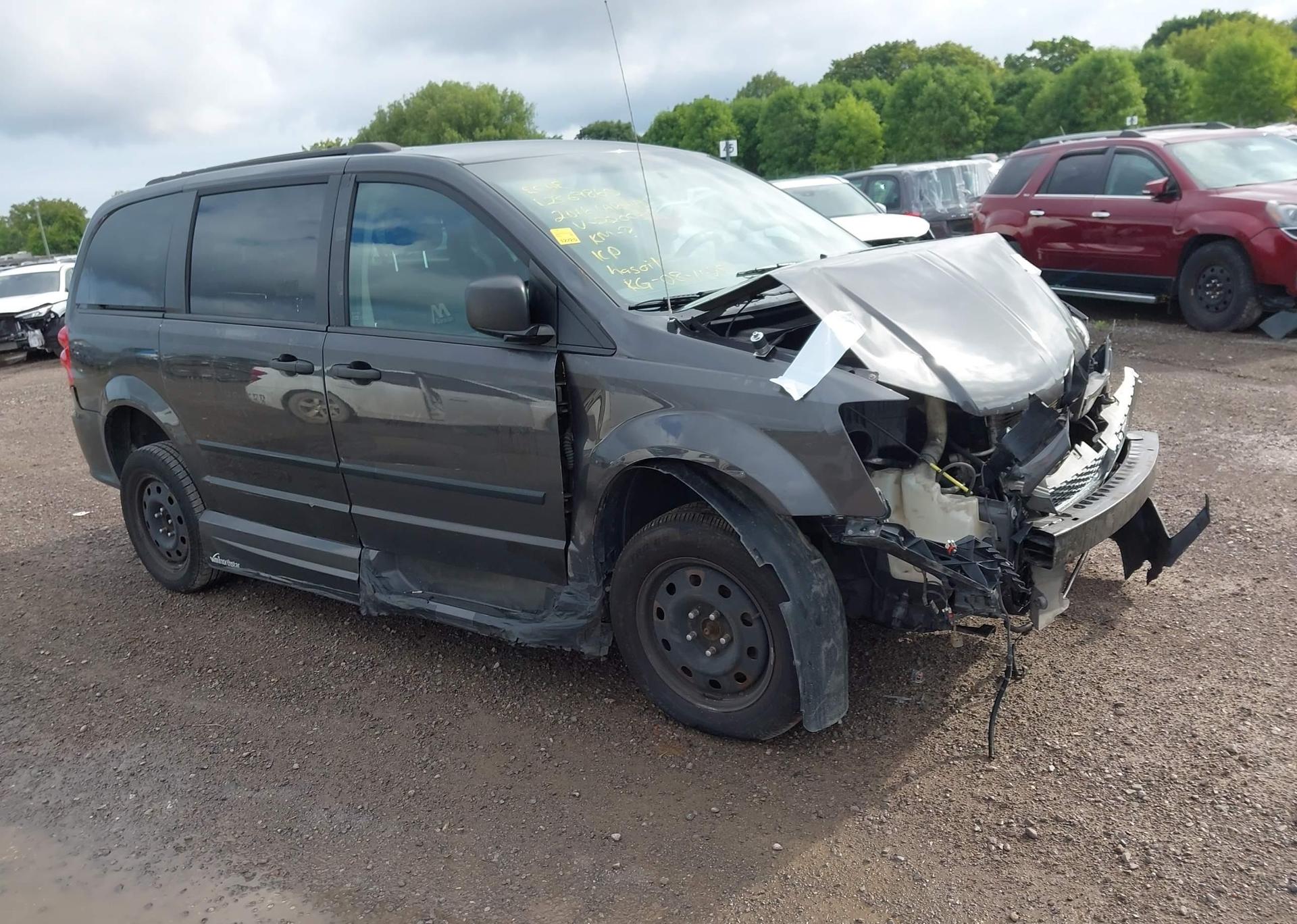 2016 DODGE GRAND CARAVAN SE