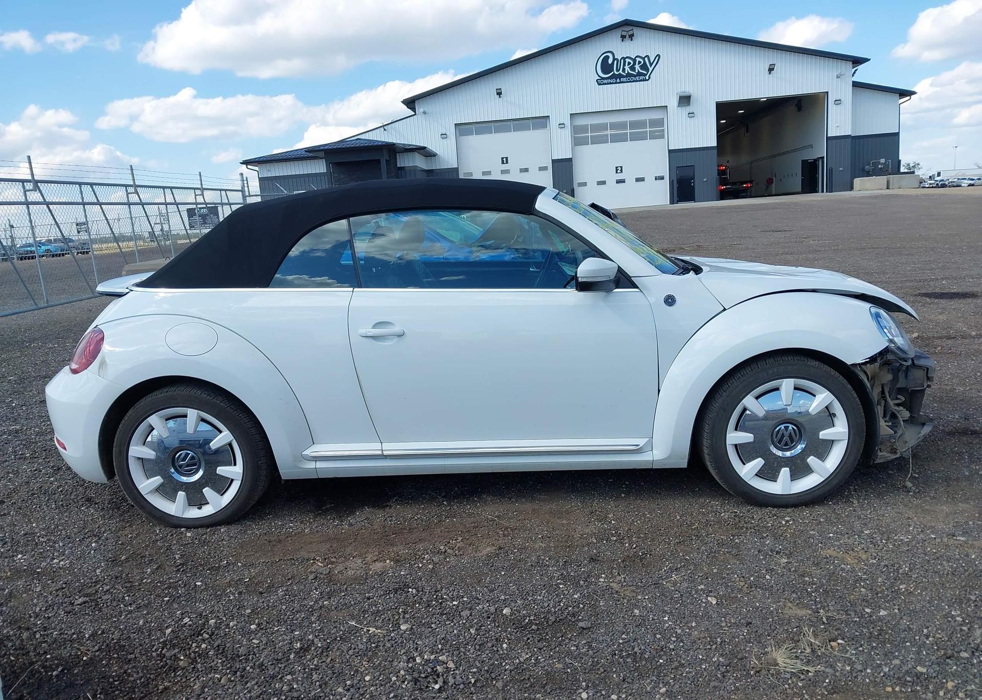 2019 VOLKSWAGEN BEETLE WOLFSBURG EDITION