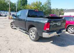 2017 RAM 1500 SLT