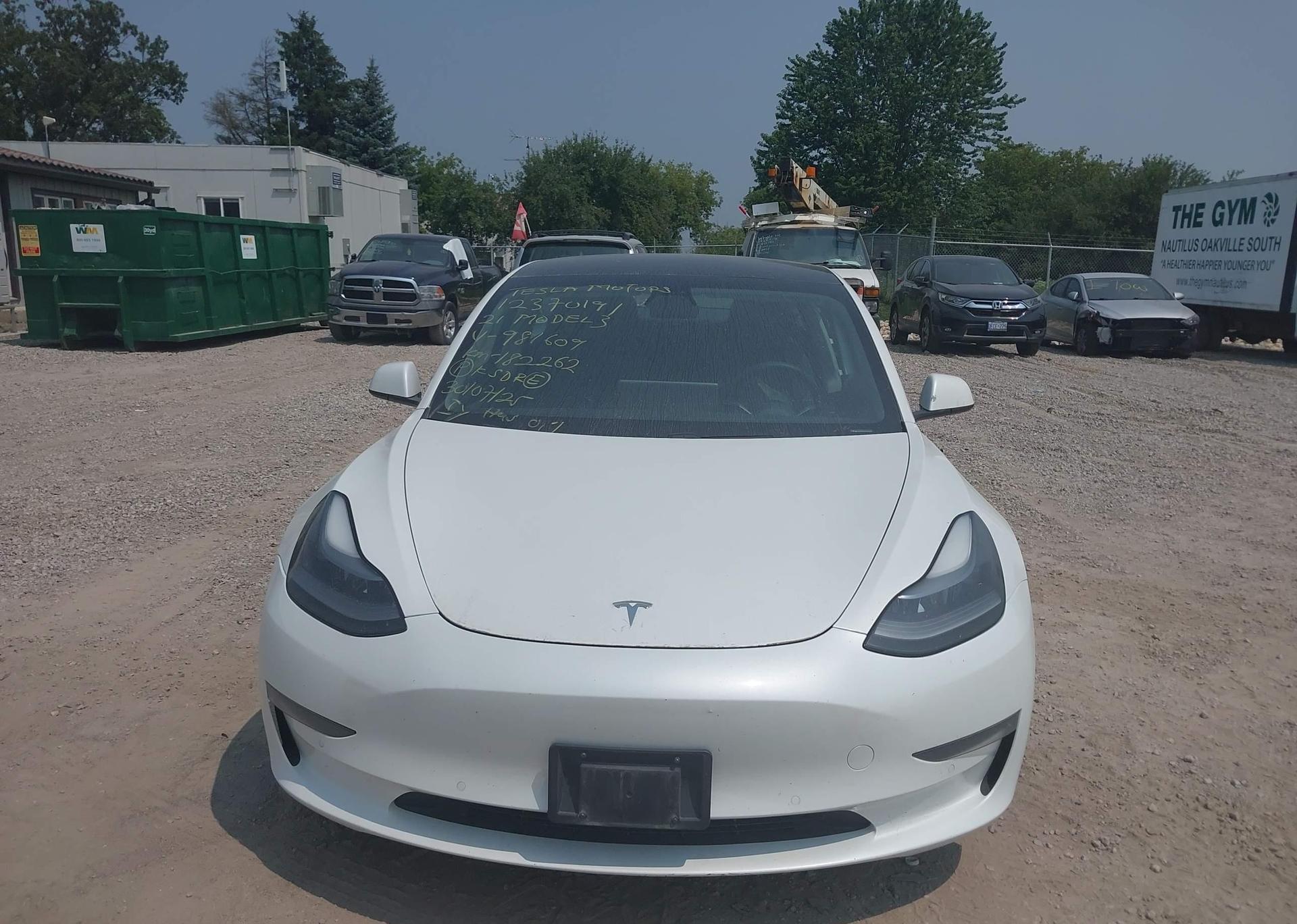 2021 TESLA MODEL 3