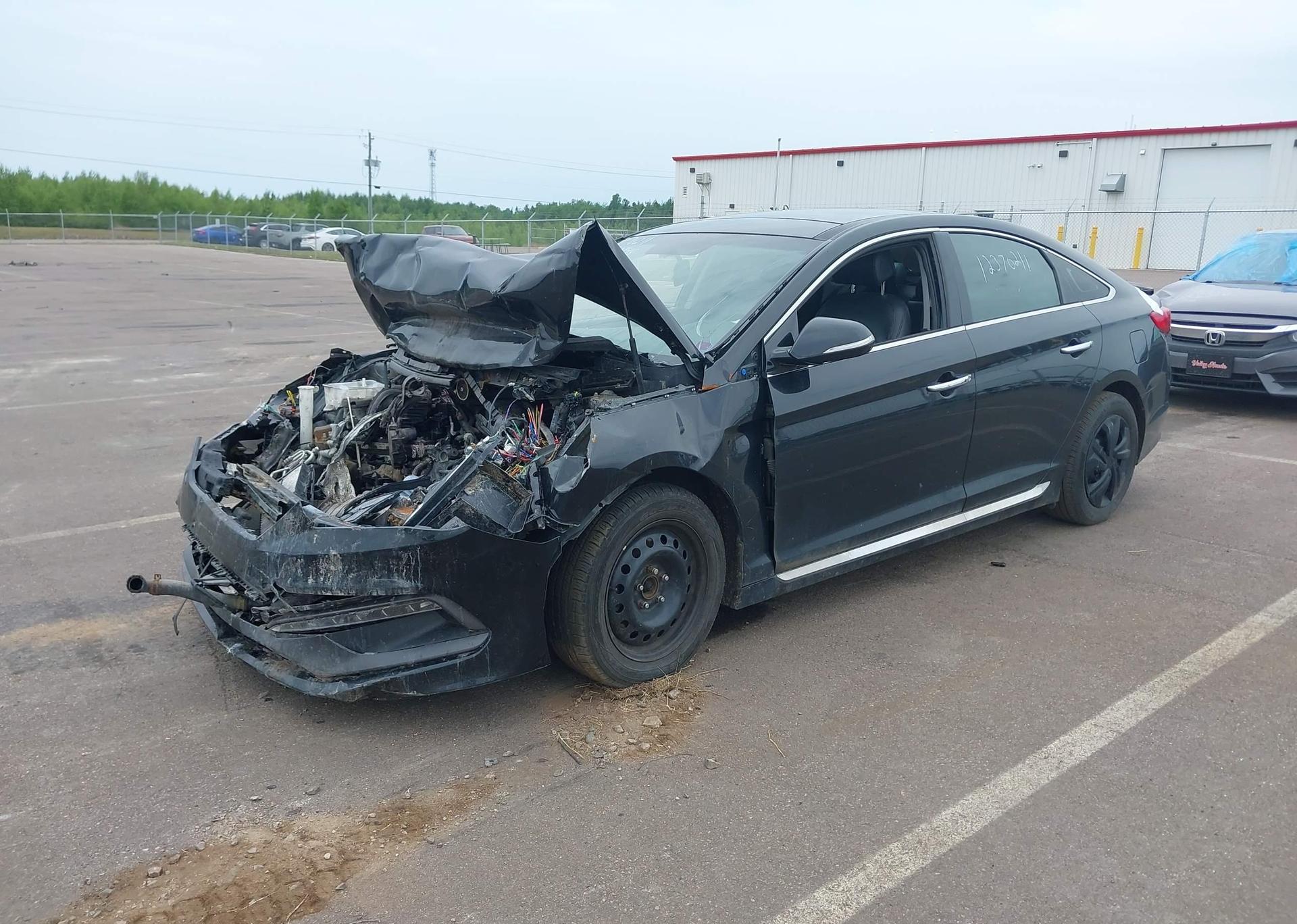 2015 HYUNDAI SONATA SPORT