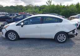 2016 KIA RIO