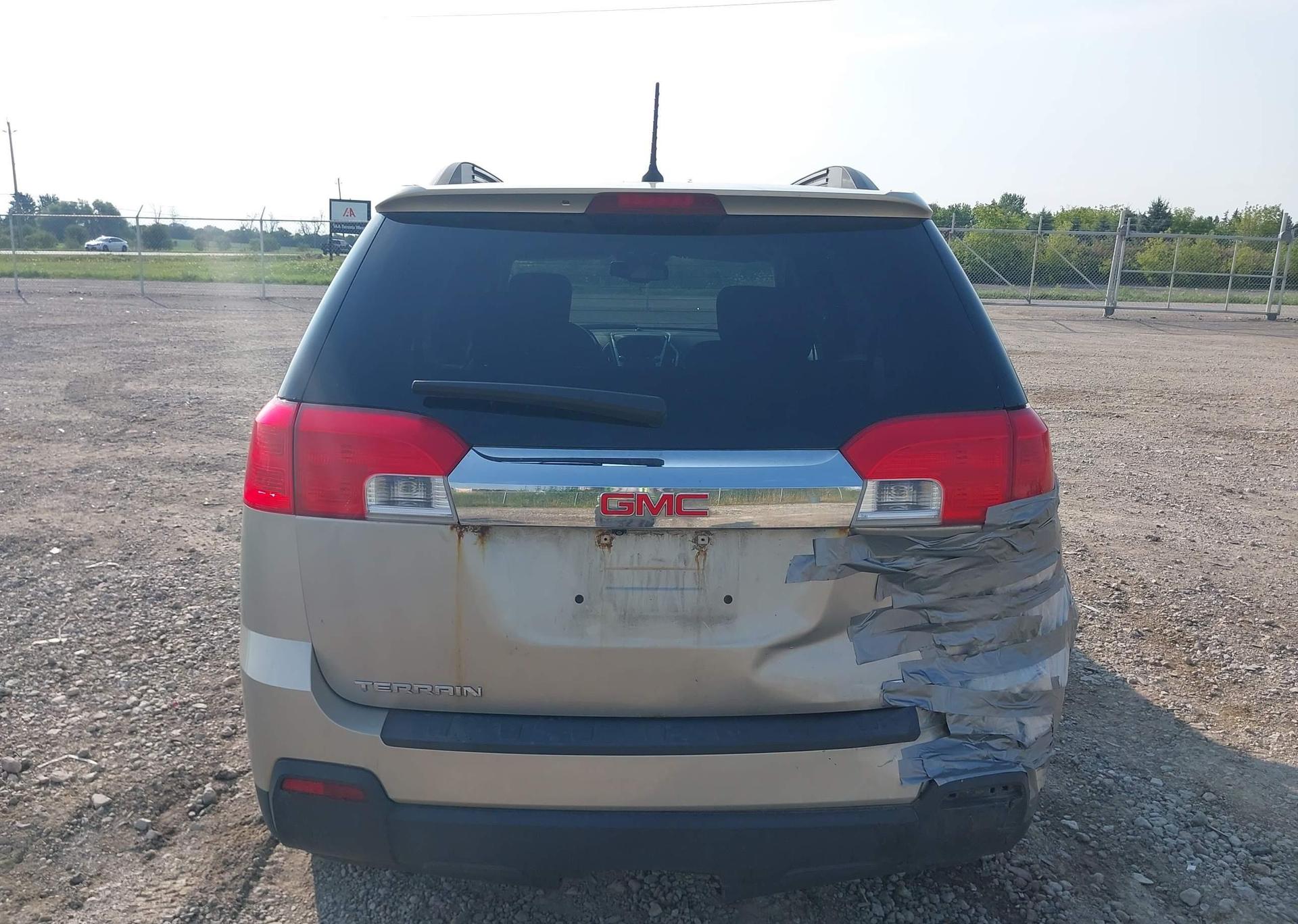 2013 GMC TERRAIN SLE-2