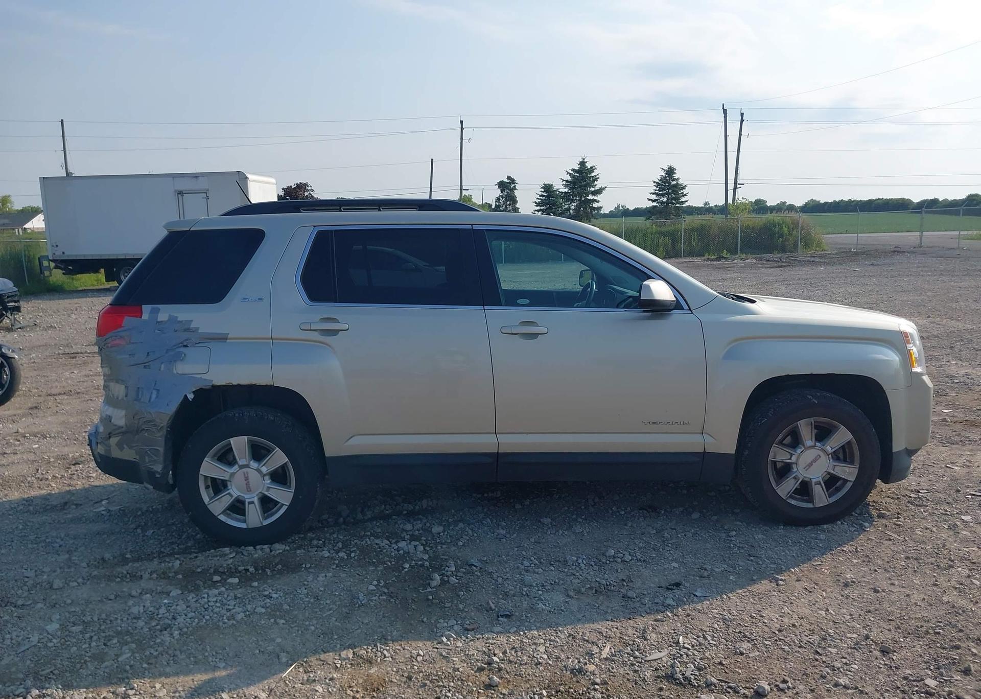 2013 GMC TERRAIN SLE-2