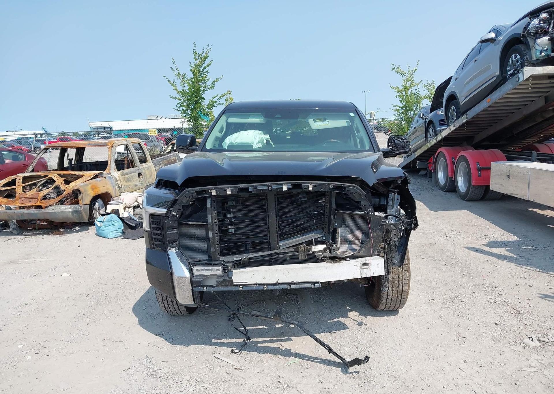 2024 TOYOTA TUNDRA CREWMAX SR