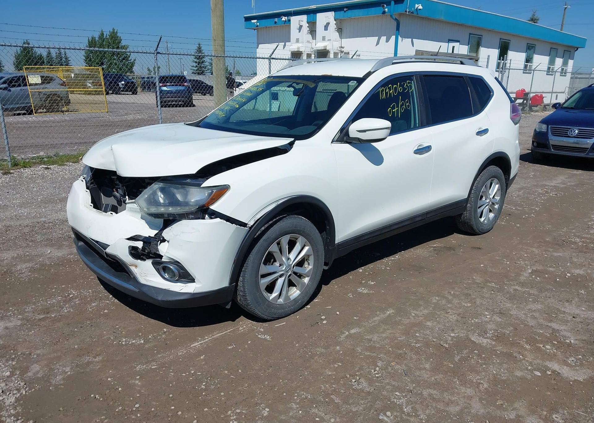 2016 NISSAN ROGUE S