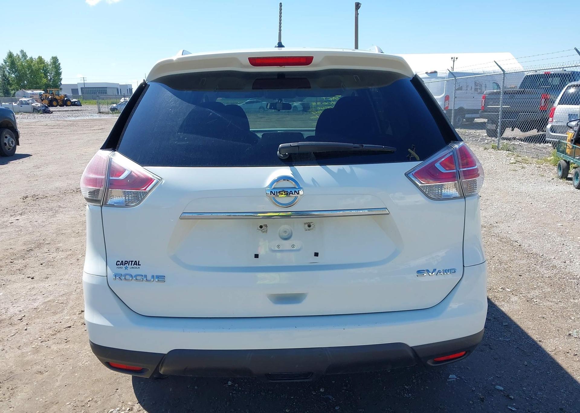 2016 NISSAN ROGUE S