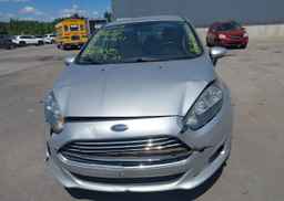 2014 FORD FIESTA SE
